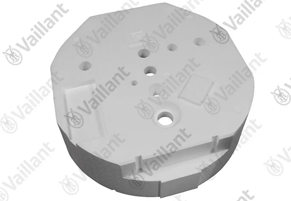 Vaillant Isolierung mit runder Form und mehreren Öffnungen, geeignet für Anwendungen in Heizungsanlagen. Weißer Kunststoff, einfache Geometrie.